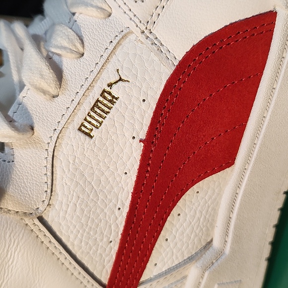 Puma - Picture 2 of 10